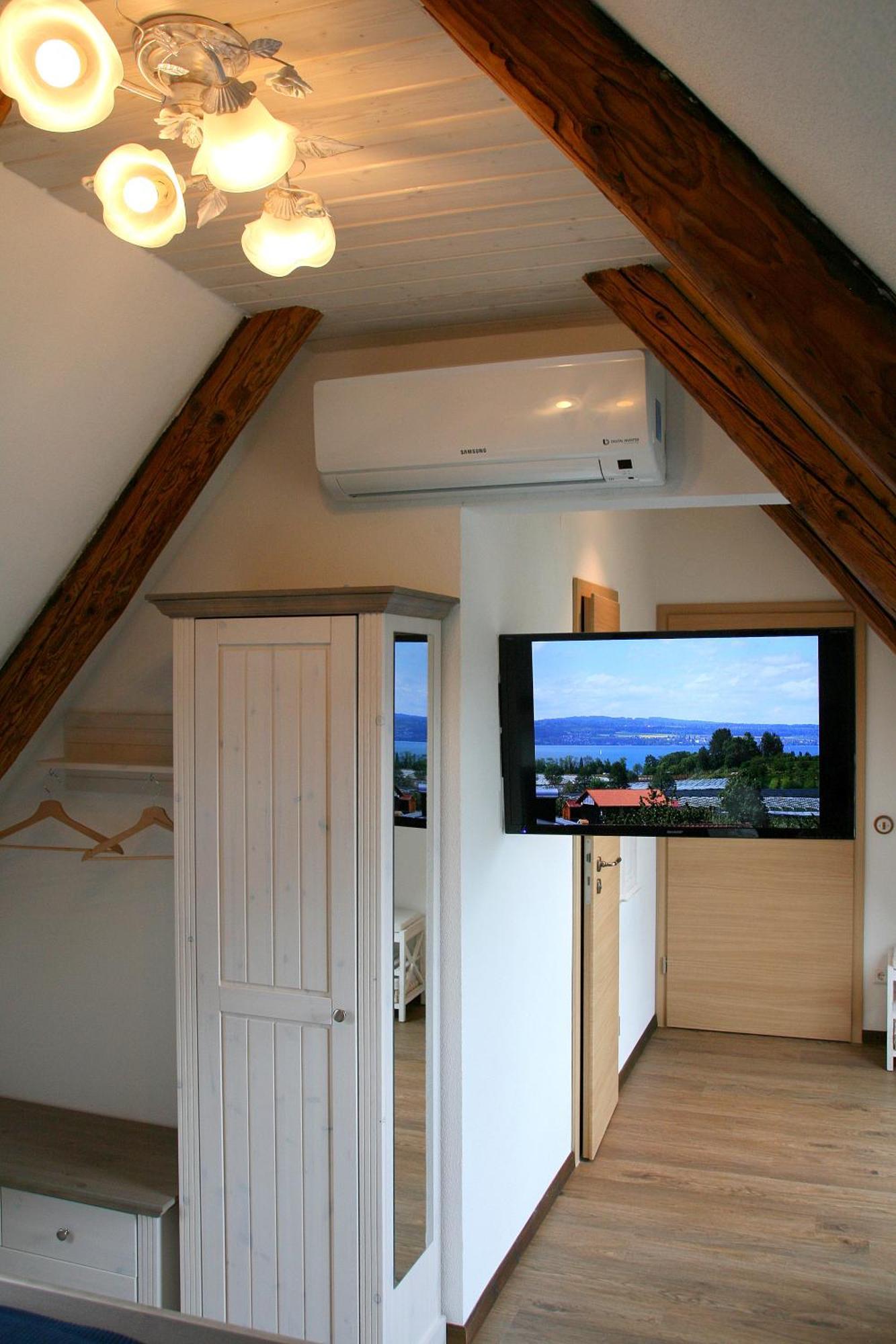 Waldvogel Ferienzimmer Klimatisiert Immenstaad am Bodensee Luaran gambar